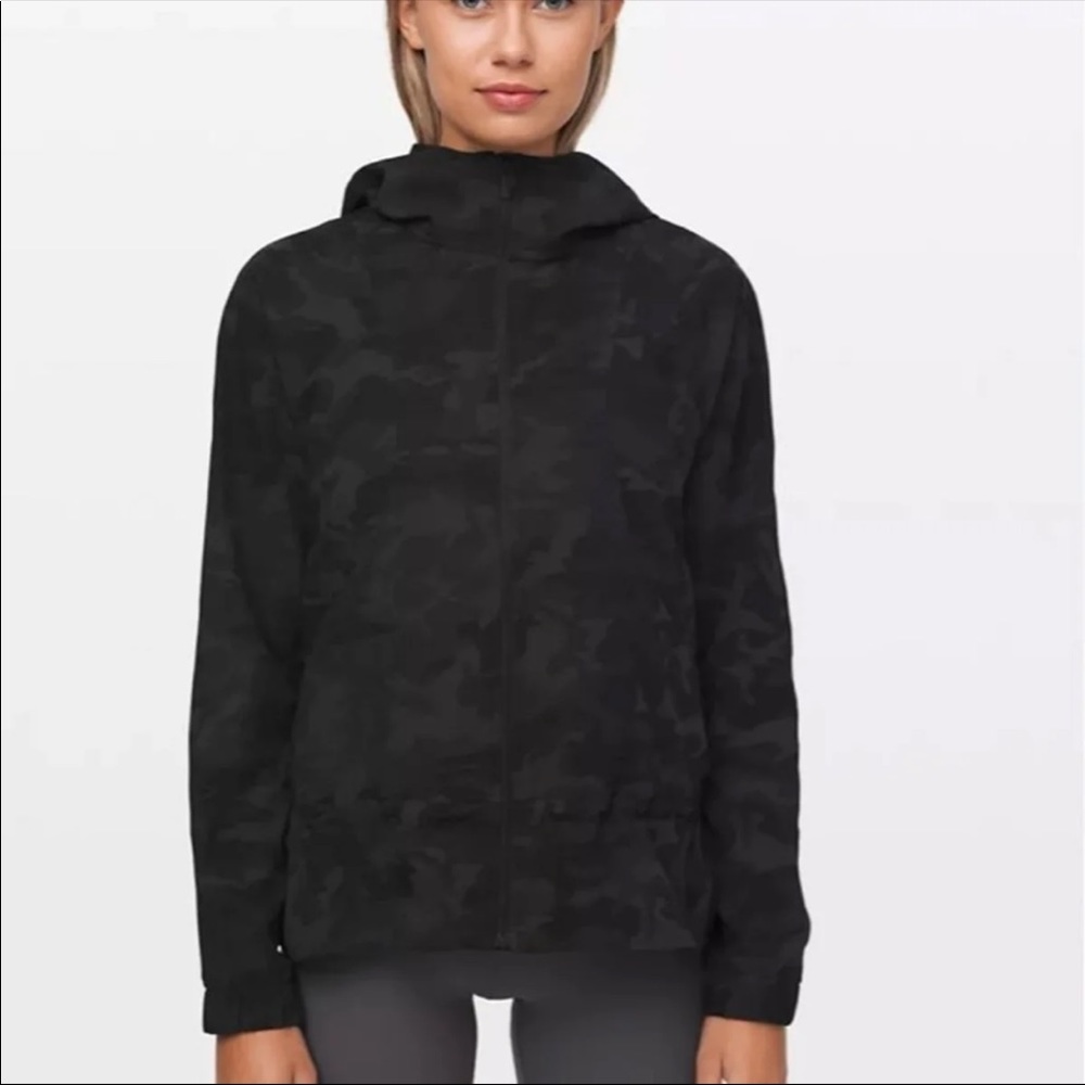 Lululemon Pack it Up Jacket Size 10 New
